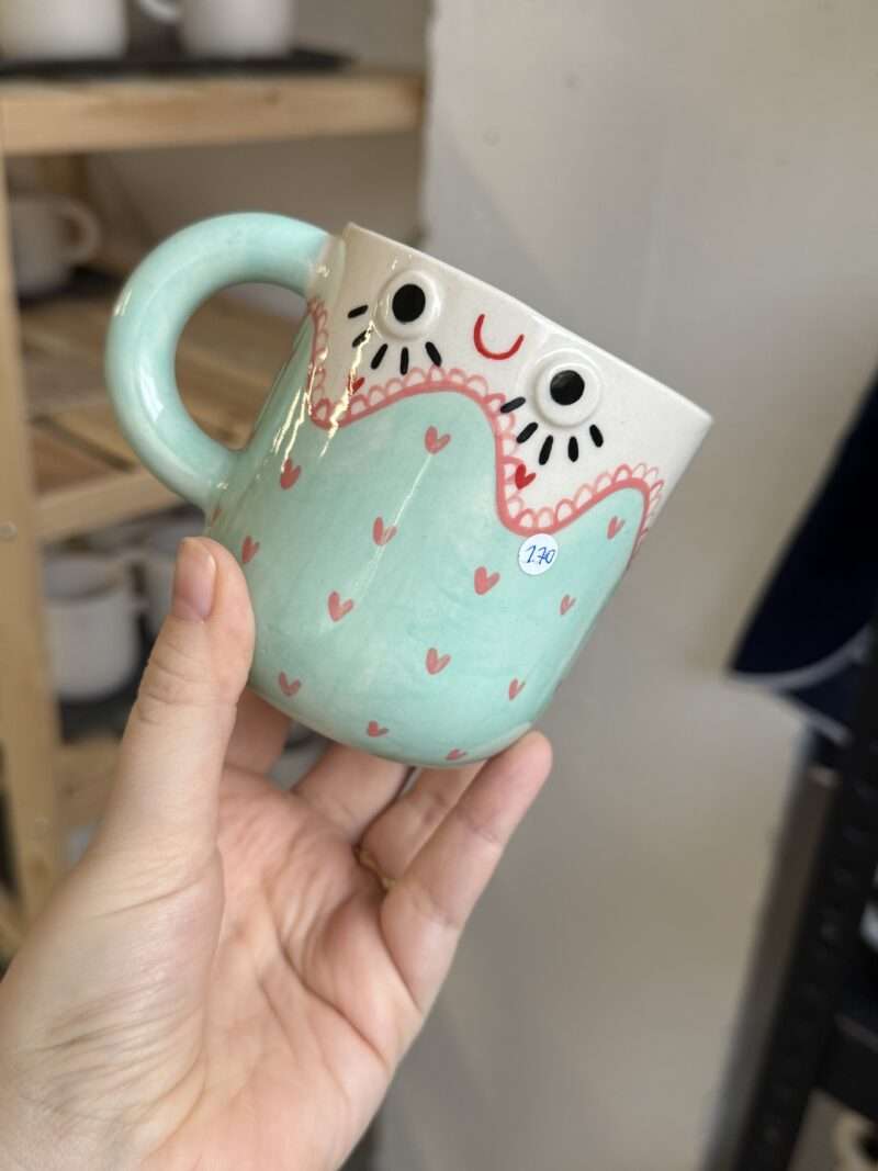 kubek z vintage koronką